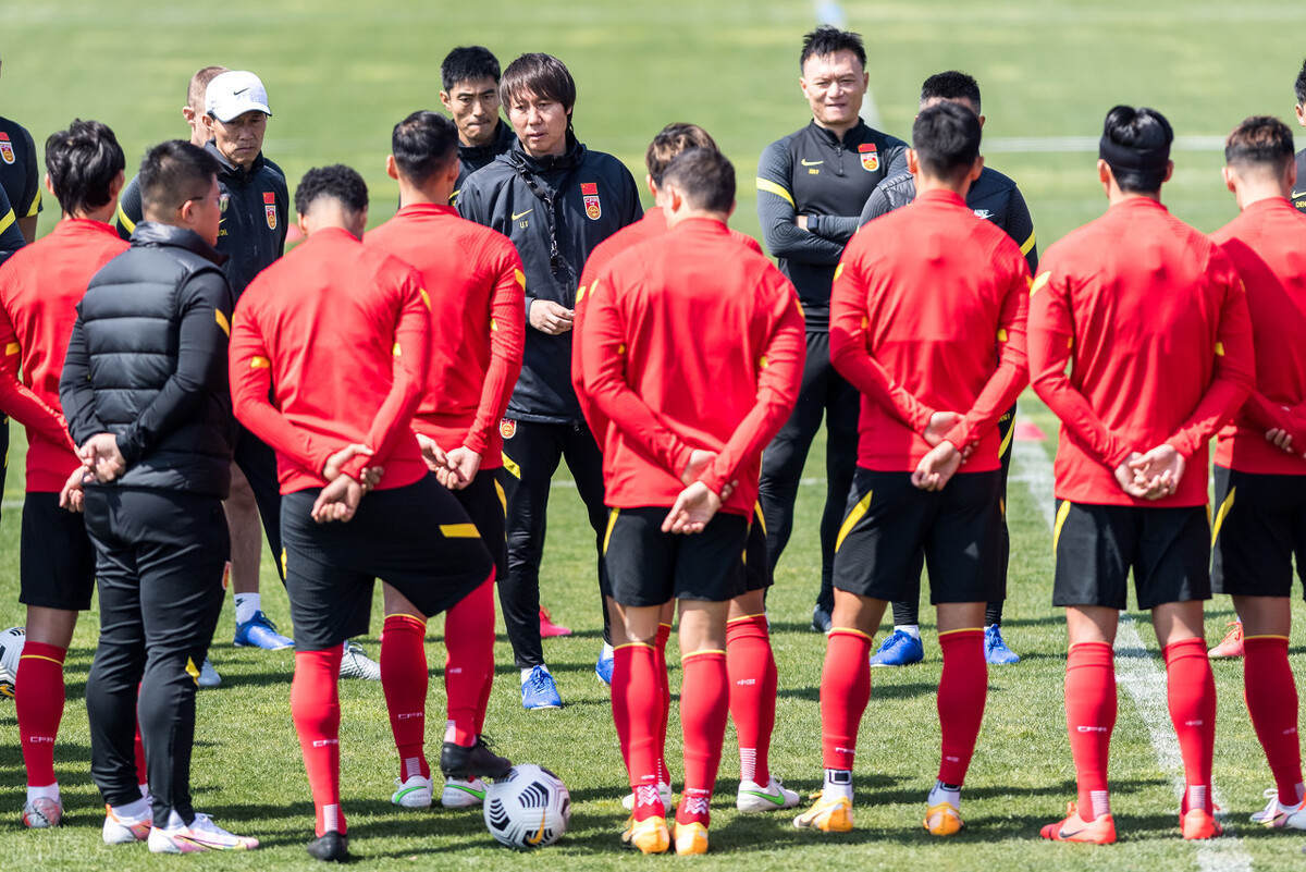 德布劳内在MAD比赛中出色发挥，败北引发热议！引发球迷热议的简单介绍-AYX SPORTS