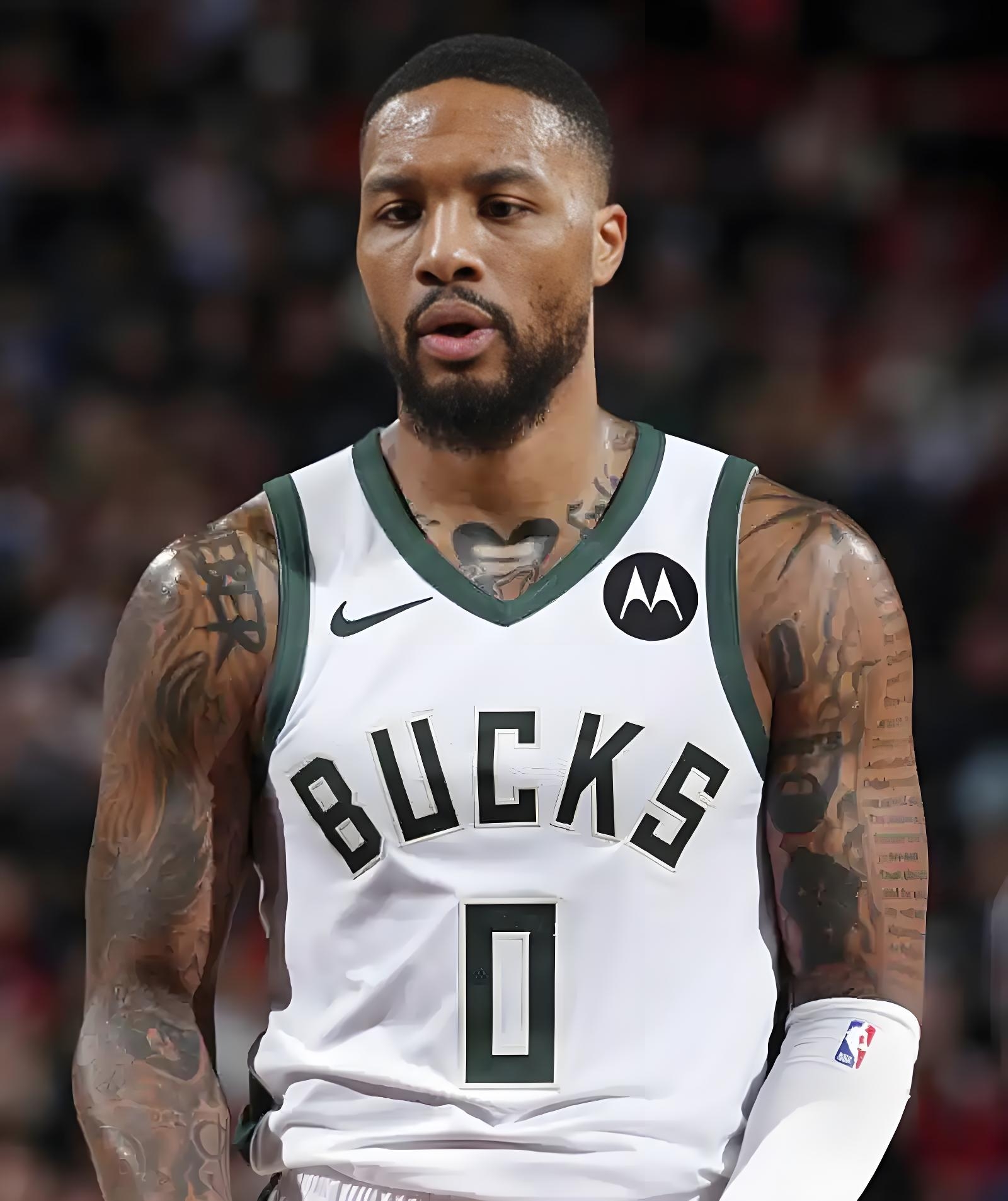 密尔沃基雄鹿训练开放日，窗口期状态回暖引欢呼，欧冠在即，轮换策略成焦点的简单介绍-ayx